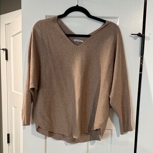 Milano V-Neck Sweater in Soft Brown